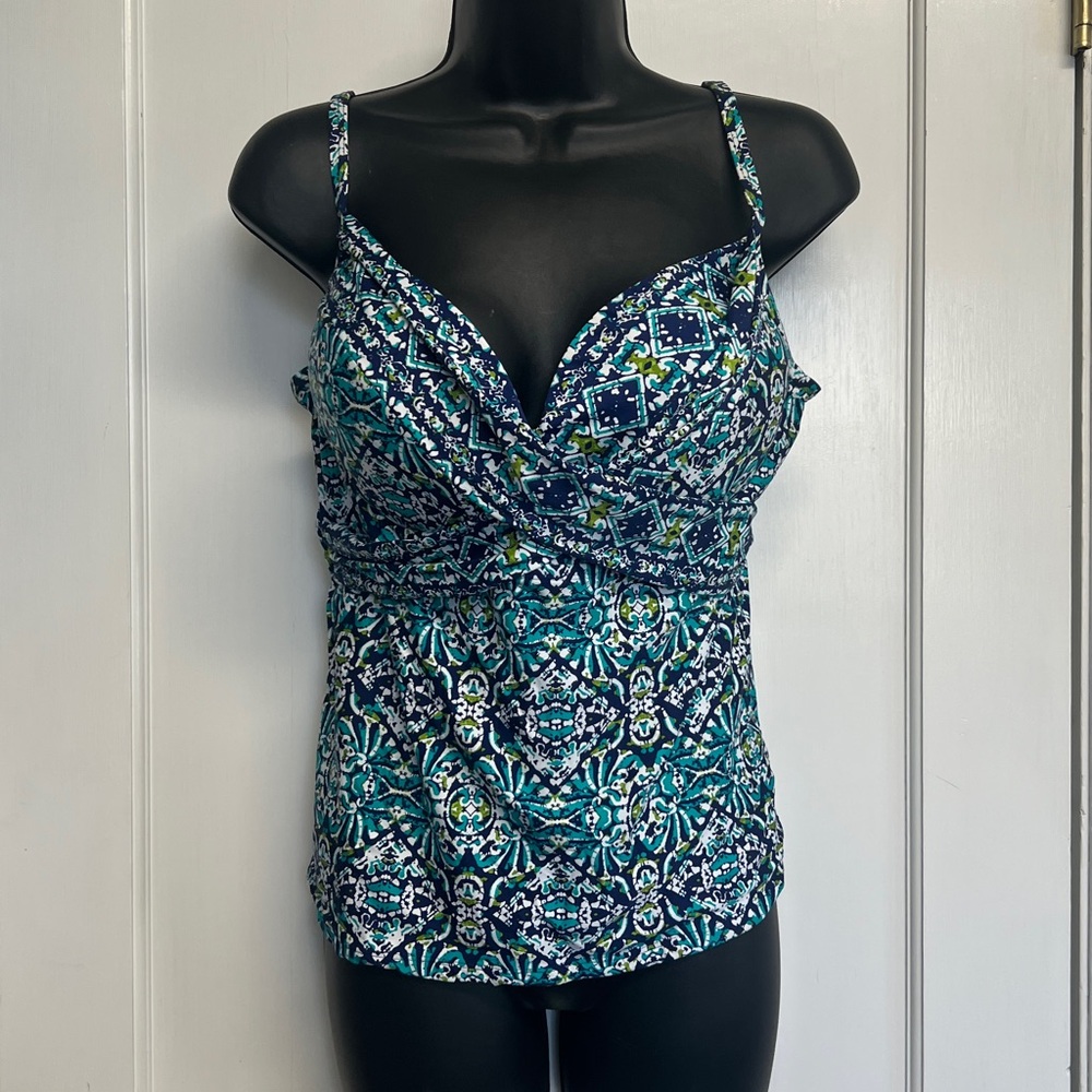 Swim tankini top by La Blanca ladies size 14 EUC